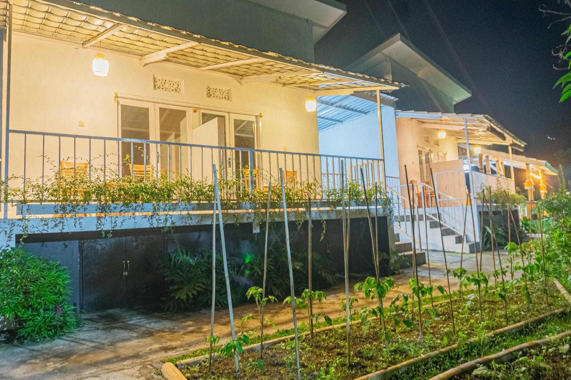Santya Loka Lodge & Twin Waterfall Jatiluwih Exterior photo